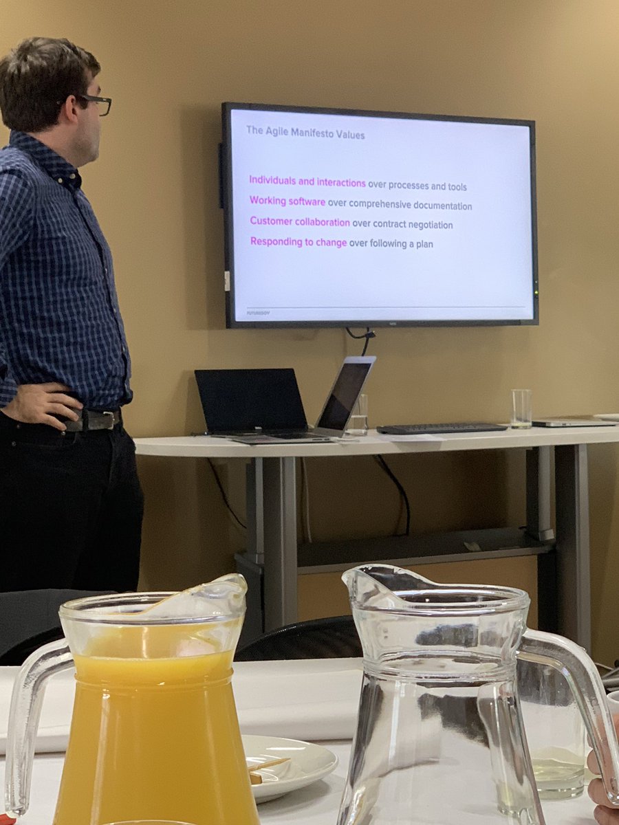 Physio_Grodes's tweet photo. Agile Product Delivery - Agile Manifesto Values @FutureGov #DigitalPioneerFellowship #DigitalHealthLondon https://t.co/eVsMD61BlE