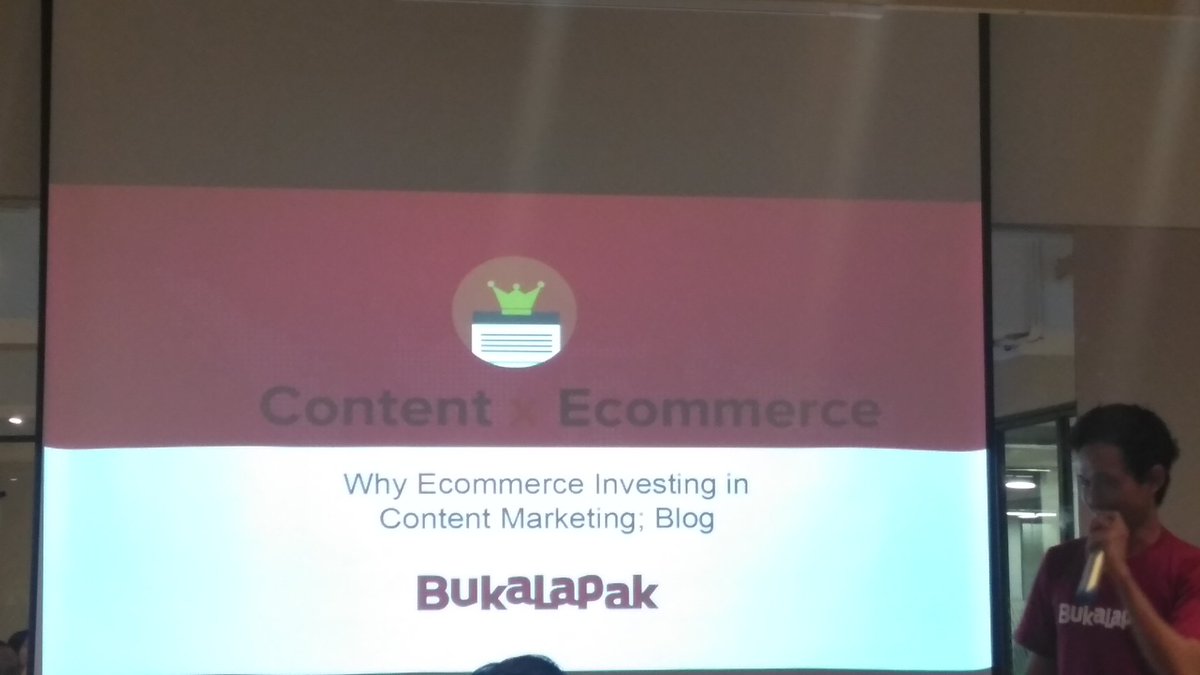 siwiragils's tweet image. Pembicara kedua kita perwakilan dari Bukalapak
@gizmologi
#Gizmotalk
#BlogBusiness