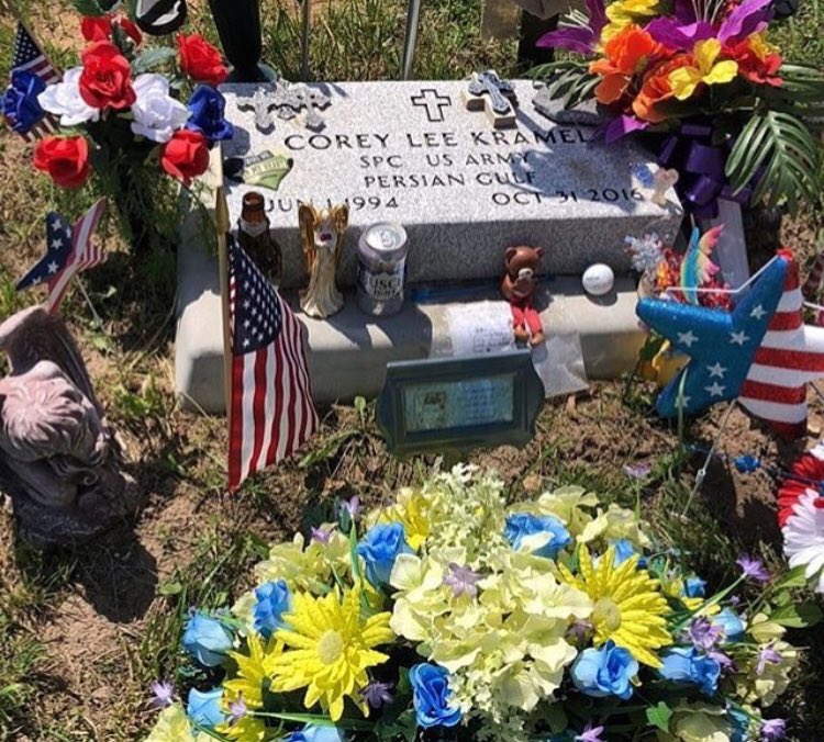 DKram101's tweet photo. Sure wish you was here for some advice through times like this becuase you were all about telling me what you thought was right  there’s only one thing in life I want right now and I’ll never get the chance to prove myself miss you brother https://t.co/ac4lBiVqKc