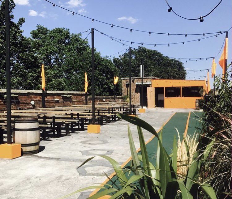 What a stunning morning up on the roof. We are buzzing to open up our doors so everyone can enjoy the rooftop vibes. So make sure your here at 5, to grab a bench and soak in the last of the sun. #busseybeergarden