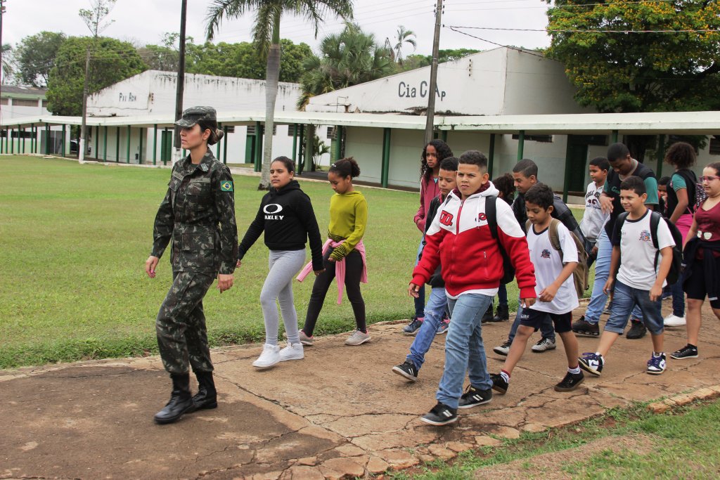 cmse_exercito's tweet photo. 37º Batalhão de Infantaria Leve promove aula inaugural do Programa Forças no Esporte: https://t.co/Py7vALXh8l #37BIL #2DE #PROFESP #Bandeirantes #TudoPeloBrasil #SeuExércitoNuncaPara https://t.co/0YPYvcvtTy