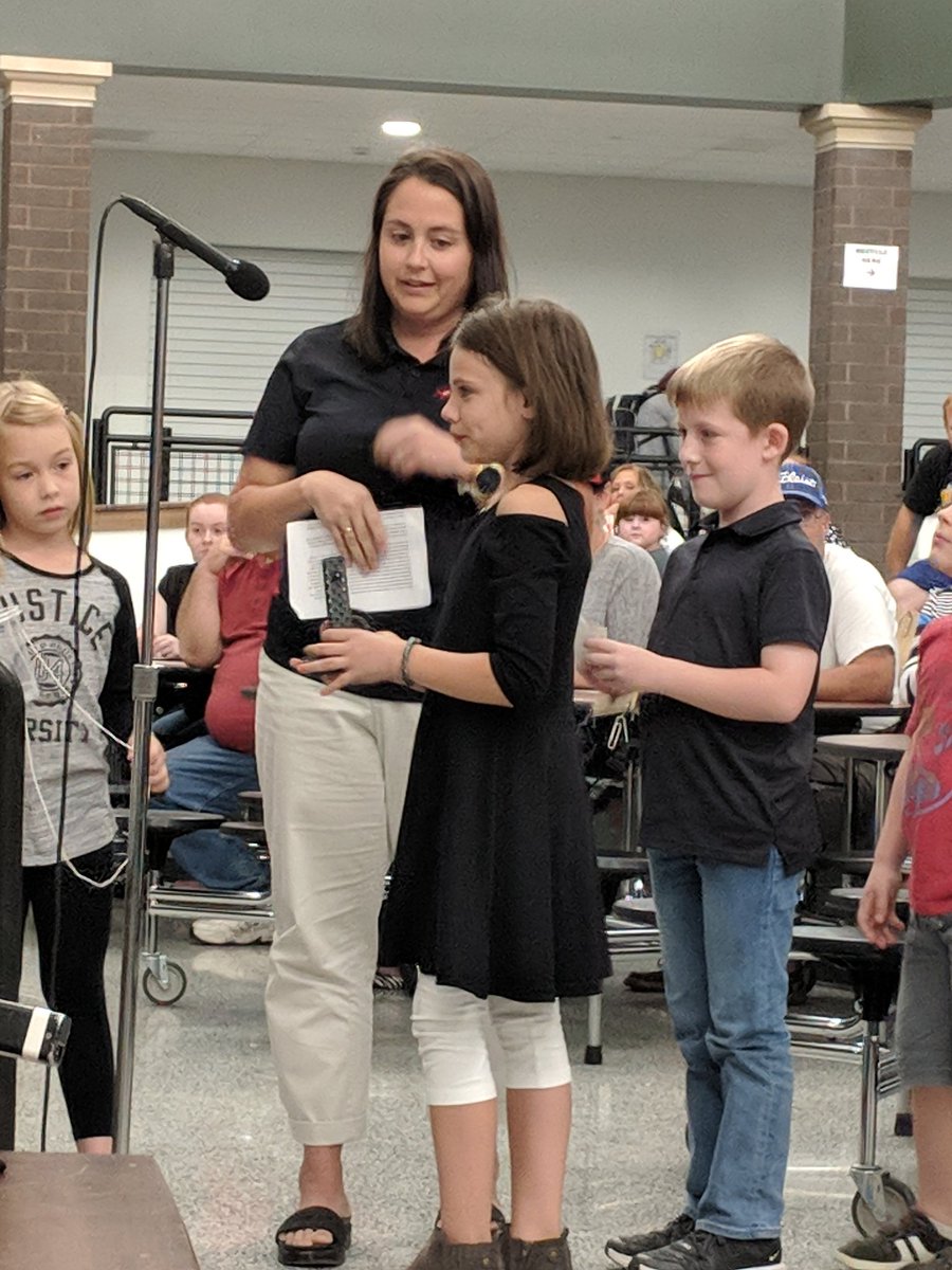 eastv_rams's tweet photo. Great board meeting presentation, Mrs. Belcher and Launch students!  #ramready https://t.co/Gtie2cBlyQ