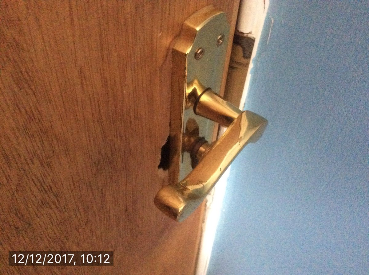boden_fire's tweet photo. #FireDoorSafetyWeek More examples of what we are trying to prevent through education. always go to the professionals @Principaldoors1 @MariaLORIENT https://t.co/pne77fQbND
