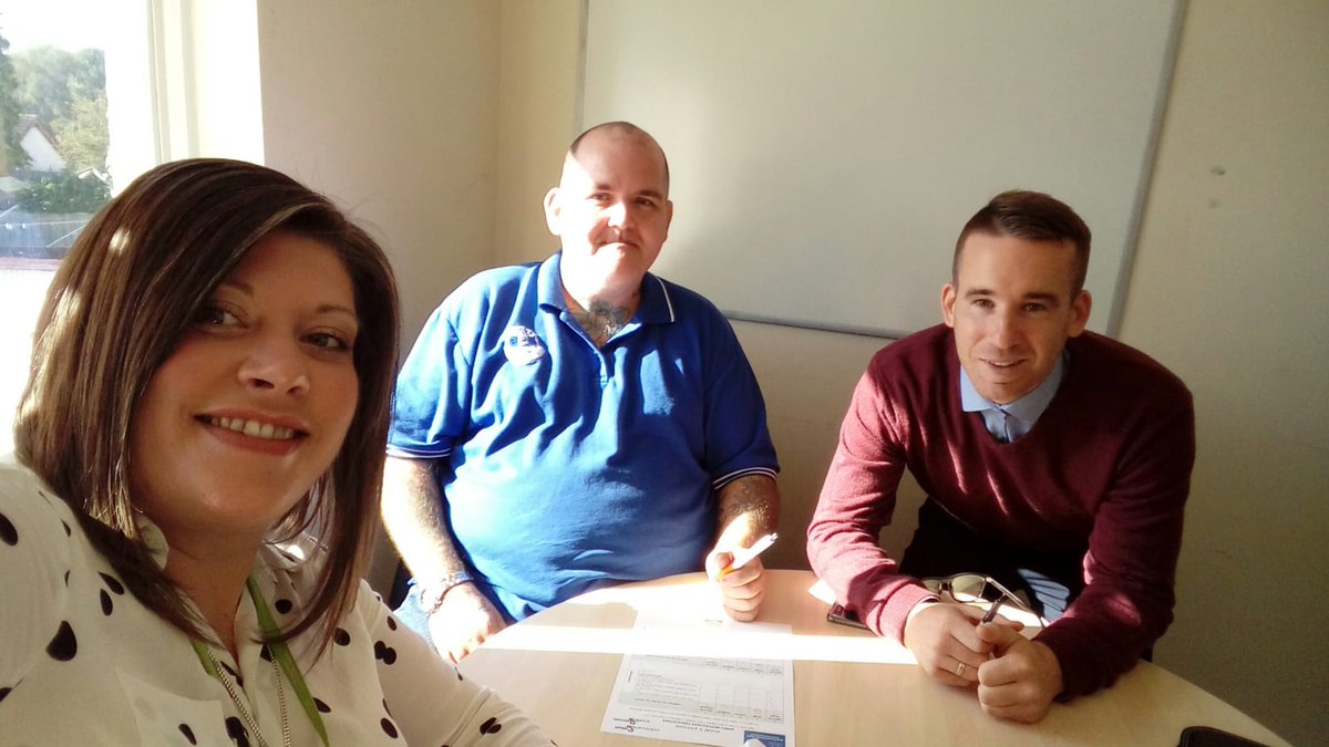 J2wMha's tweet photo. Journey 2 Work and Money wise working together to ensure the best possible outcome for out tenant. Keith has just been offered a fantastic job after overcoming his personal barriers. #proud #achieving #collaborativeworking
#customercareawarenessweek https://t.co/VtuRVRSoQz