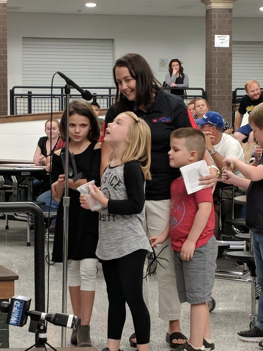 eastv_rams's tweet photo. Great board meeting presentation, Mrs. Belcher and Launch students!  #ramready https://t.co/Gtie2cBlyQ