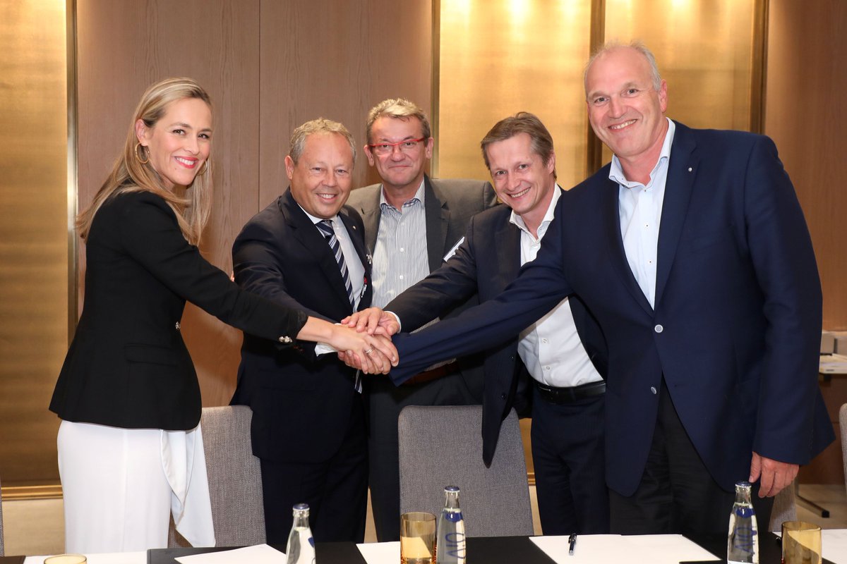 Jürgen Stackmann (@jstackmann) on Twitter photo .<a href="/VWCanarias/">Volkswagen Canarias</a>: Thx for your agreement and signing the new #VW importer contracts in Wolfsburg!
Where do you see the opportunities and the challenges in your market?
#FutureSales#WeMakeTheFutureReal (1/2) /JS .<a href="/VWCanarias/">Volkswagen Canarias</a>: Thx for your agreement and signing the new #VW importer contracts in Wolfsburg!
Where do you see the opportunities and the challenges in your market?
#FutureSales#WeMakeTheFutureReal (1/2) /JS