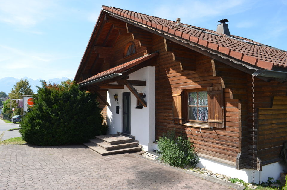 Wunderbares Mehrfamilienhaus mit 3 Einliegerwohnungen in Feldkirch-Tisis zu verkaufen: goo.gl/9ZoX2U #Immobilien #Vorarlberg