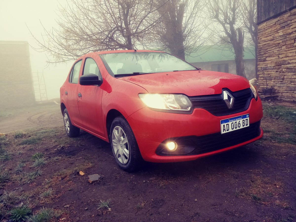 bergenfeld_abi's tweet image. Mis dos cositas hermosas😍💞 #NoMeDejaSacarFotos #Rojito #Gala #Amores