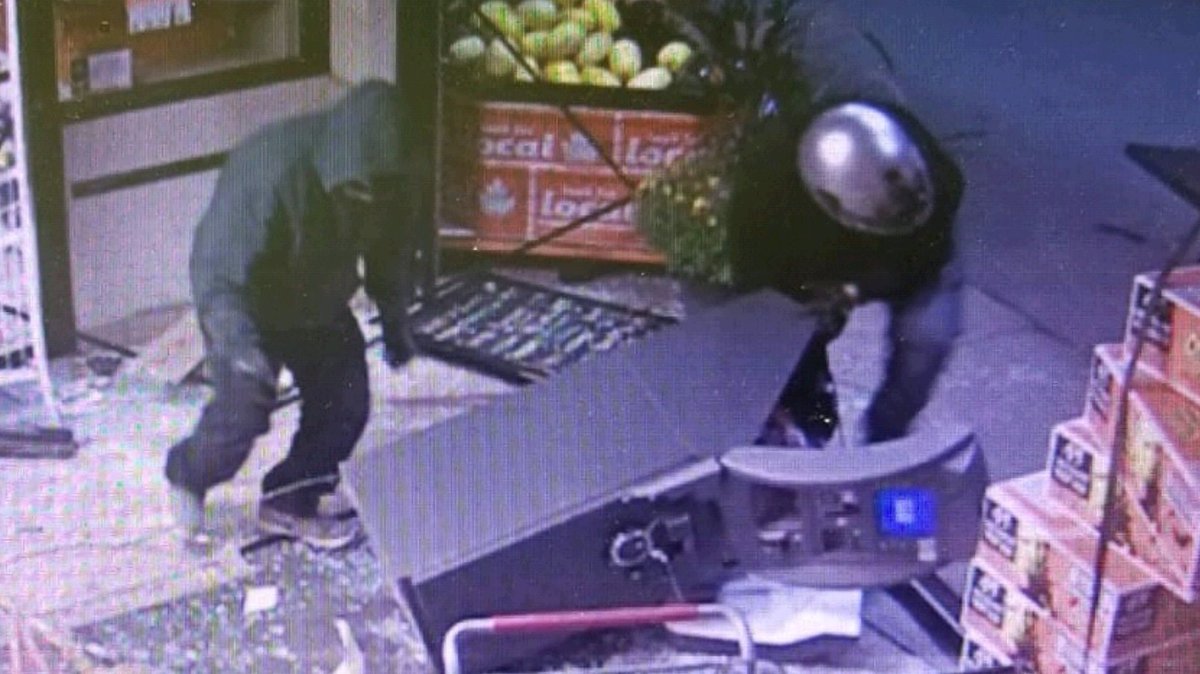 OPP_WR's tweet photo. Crash for Cash!. Minimum 3 suspects and 2 vehicles involved in ATM theft @TownofErin. They crashed a vehicle through glass wall and drove off with the ATM at 1am. If you were in the area #hillsburgh &amp; have a dash cam please call OPP ^JC https://t.co/4u70eXp218