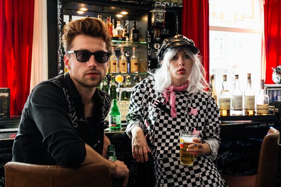 Interview: BLACK HONEY over hun vorige week verschenen debuutalbum en de puurheid van muziek..
+ het oordeel... <a href="/BLACKHONEYUK/">Black Honey</a> 
bit.ly/2N4PpAr