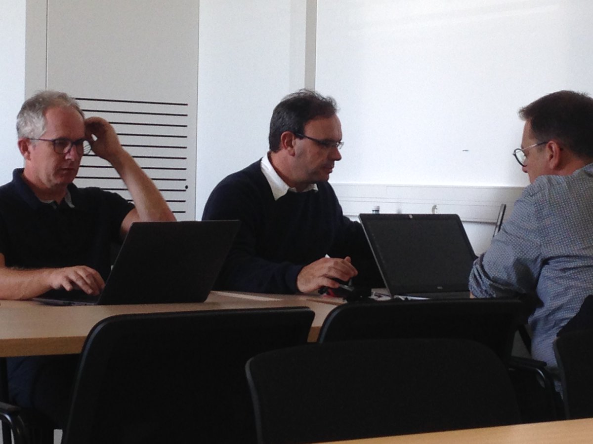 Labfab UR1 tweet media