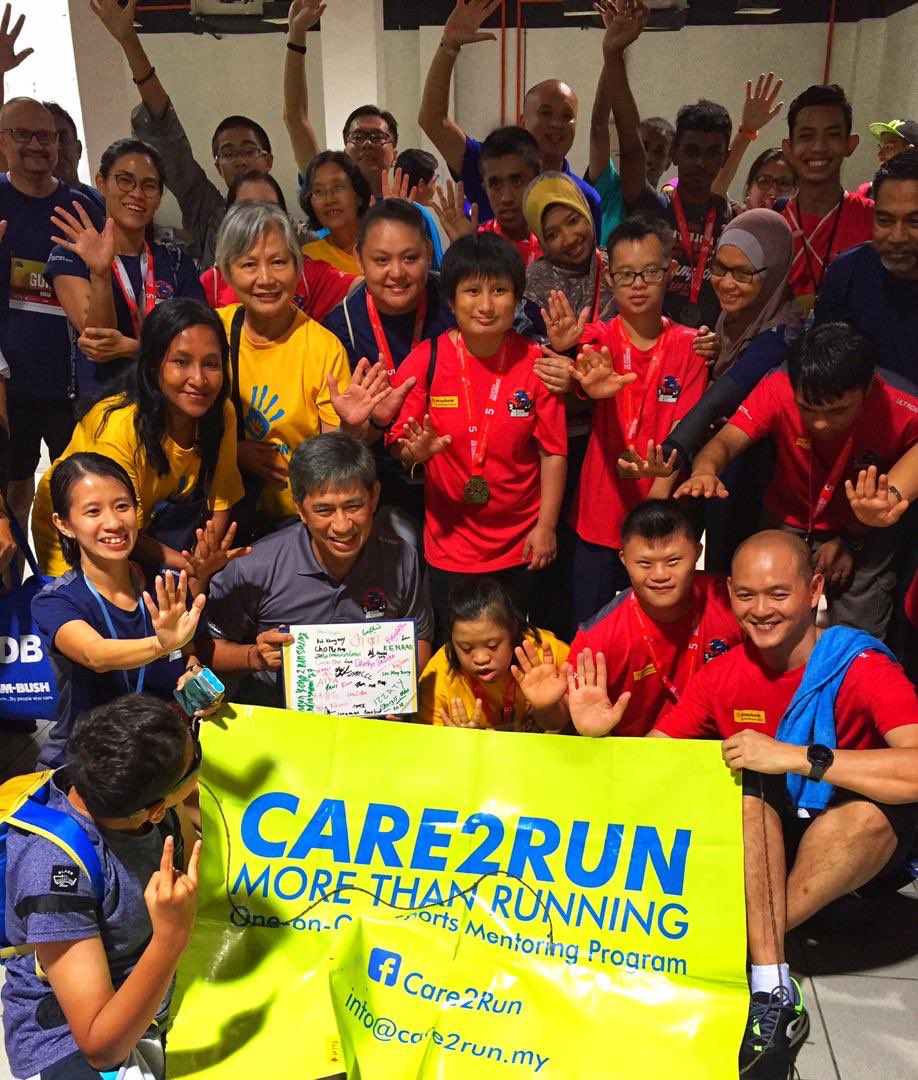 TJ_Atan's tweet photo. Proud day for @BursaMalaysiaKL to have our very special children from @care2run  to be part of #BursaBullCharge. Also big thank you to YB @imokman to be part of the event. Hopefully we have more ministers for this noble cause on the day the capital mkt #run4others @BursaMKTPLC https://t.co/5uakitjP3D
