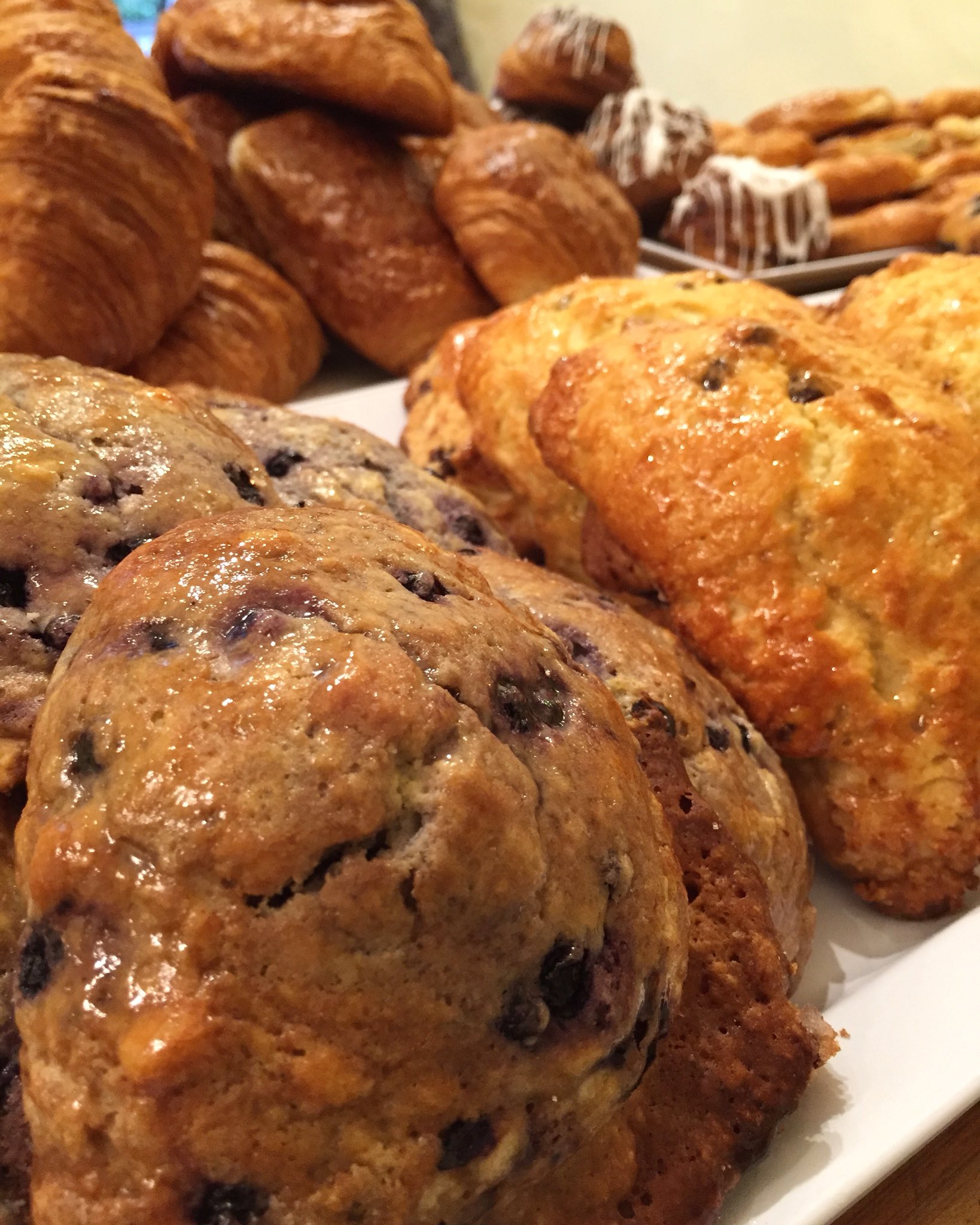 Pain d’Epices on Twitter "Good morning! scones croissants 