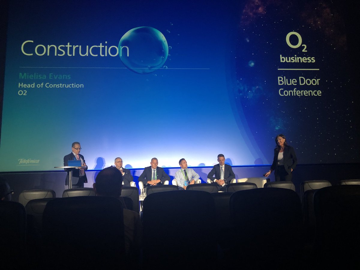 themjdavidson's tweet image. Spending an hour with our construction customers and @MarkEvansO2 the CEO OF @O2 talking how @O2 supports the construction industry in embracing digital technology #O2Live #O2Business