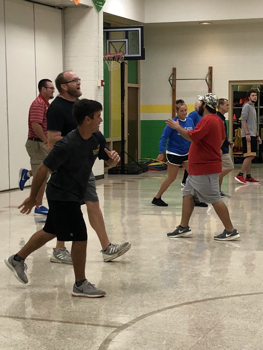 kellyfeimster's tweet photo. Excited to have Chris Walker in @RSSinformation working with our PE teachers. #rsspe https://t.co/BUomUq4Zcp