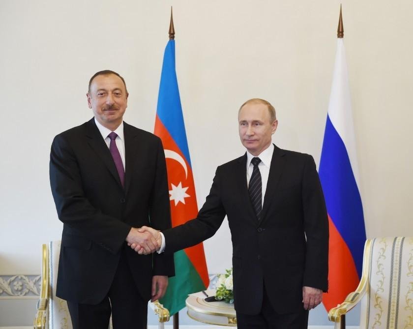 kamimrsl's tweet photo. President of #Azerbaijan #IlhamAliyev and President of the #Russia|n Federation #VladimirPutin have held a one-on-one meeting. https://t.co/qAUIKjPGuh