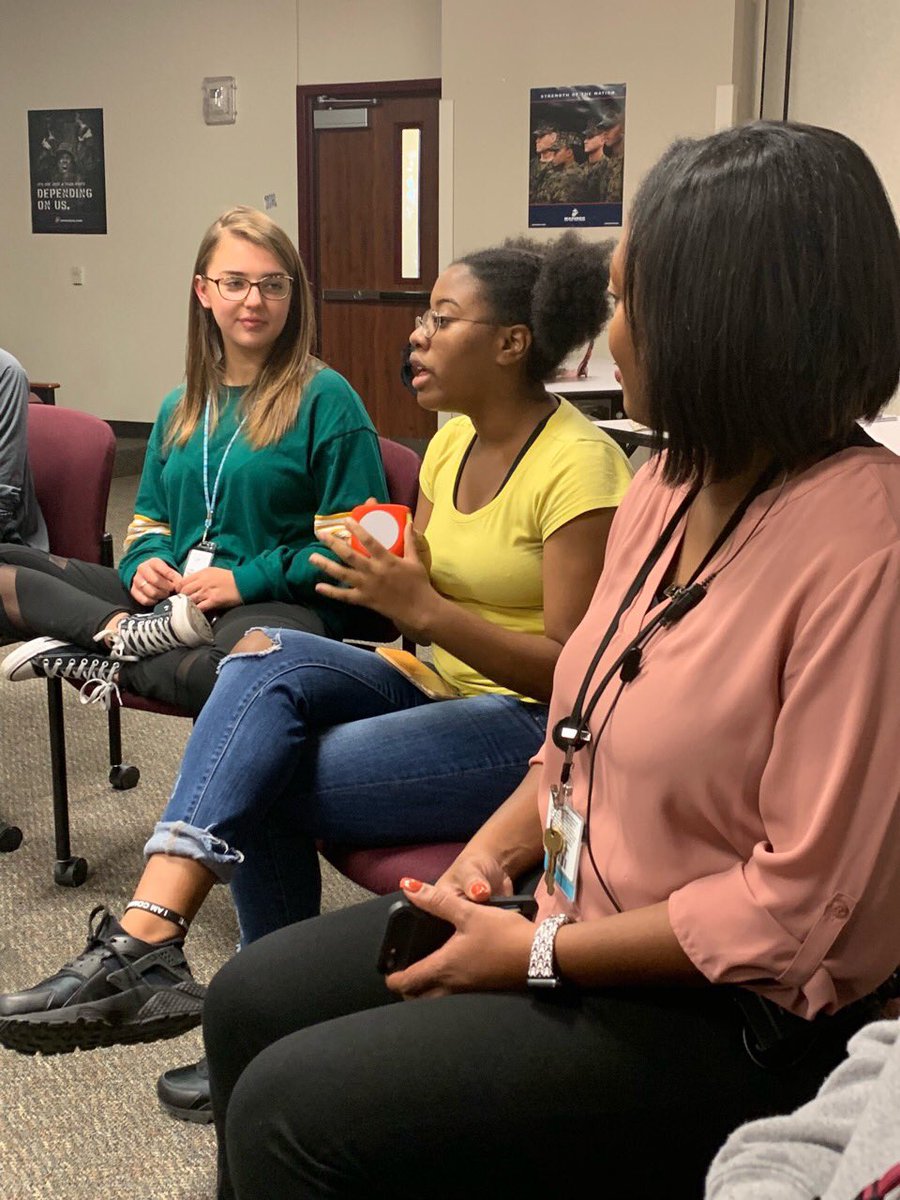 schs_sos's tweet photo. Yesterday’s meeting went AMAZING!! Teaching each other on restorative justice and getting to see new faces at every meeting @HumbleISD_SCHS #restorativejustice #schsSOS https://t.co/NbC63m53V9