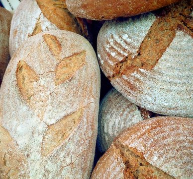 thamefoodfest's tweet photo. A very lovely welcome back to a long-standing attendee of @thamefoodfestival – delighted that #CornfieldBakery are with us again – you must check out their wonderful #breadmakingcourses too! https://t.co/oAMX5WitjF