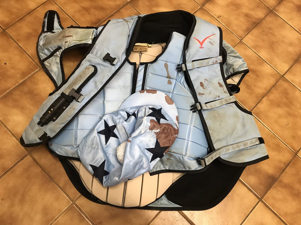 Alice Pearson (@alicepearson11) on Twitter photo Big thank you to <a href="/TreehouseHorse/">Treehouse Online</a> for offering me the protection I really needed. The surgeon said that my <a href="/GatehouseHats/">Gatehouse Hats</a> hat and <a href="/HeliteUK/">@HeliteUK</a> air jacket saved me from โmuch further injuryโ. #thebrainisfragile #thankyouTreehouse Big thank you to <a href="/TreehouseHorse/">Treehouse Online</a> for offering me the protection I really needed. The surgeon said that my <a href="/GatehouseHats/">Gatehouse Hats</a> hat and <a href="/HeliteUK/">@HeliteUK</a> air jacket saved me from โmuch further injuryโ. #thebrainisfragile #thankyouTreehouse