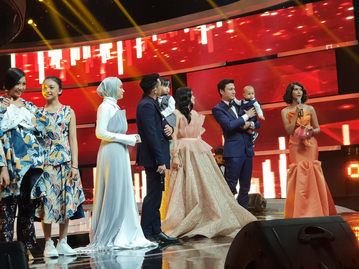 TRANSTV_CORP's tweet photo. #FamilyGoal #HUTInsert15 https://t.co/RjJyDEXuOV