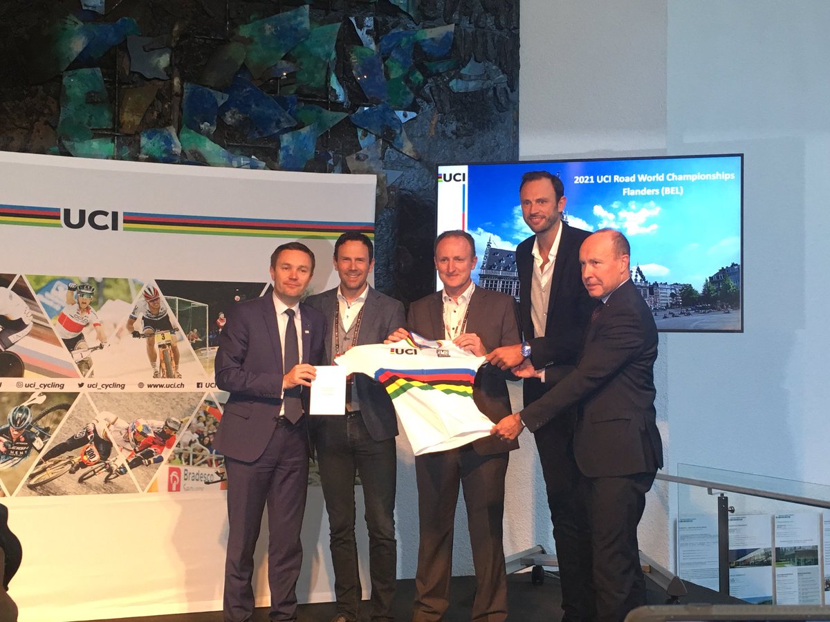 AstridVervaet's tweet photo. Cycling is coming home!! WK wielrennen 2021 in Vlaanderen🚴‍♀️🚴‍♂️ https://t.co/C9KVh6lANI