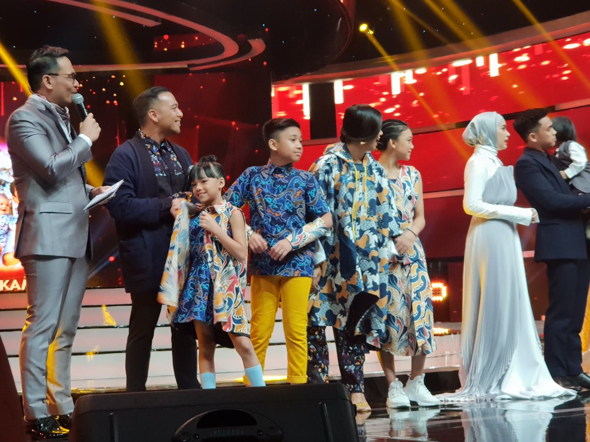 TRANSTV_CORP's tweet photo. #FamilyGoal #HUTInsert15 https://t.co/RjJyDEXuOV