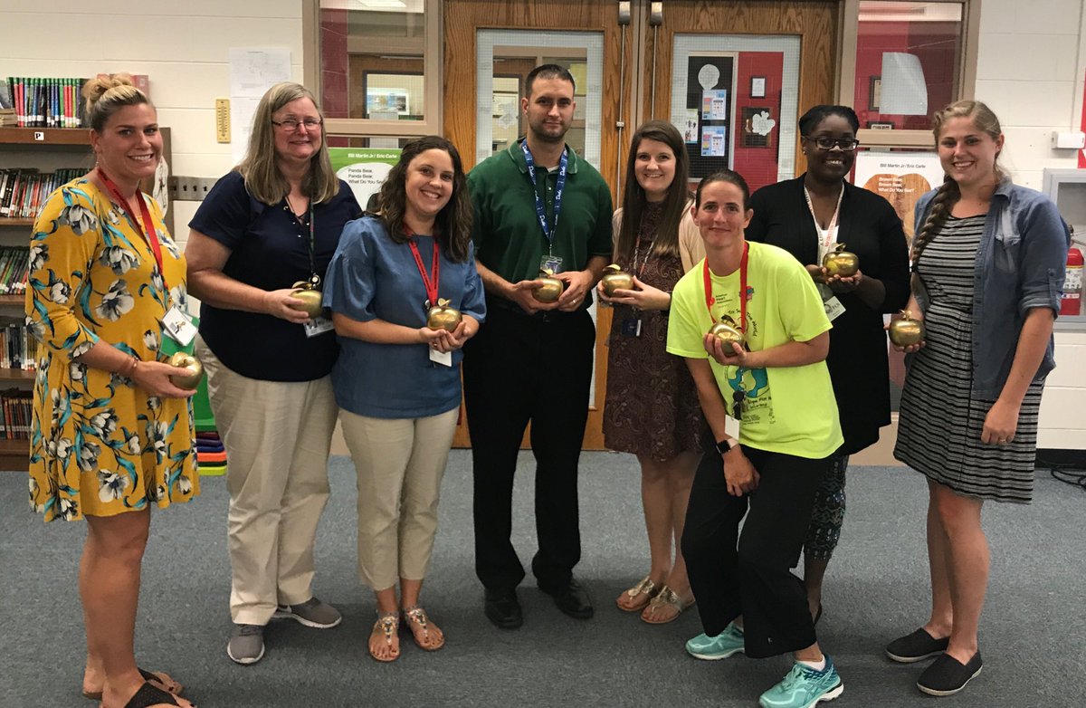 DrTcbethea's tweet photo. Congratulations to our WONDERFUL Walkertown Elementary Teachers‼️The monthly Golden Apple for: High Expectations ❤️ #wsfcscv @Title1wsfcs @wsfcs https://t.co/ASV29oMSt4