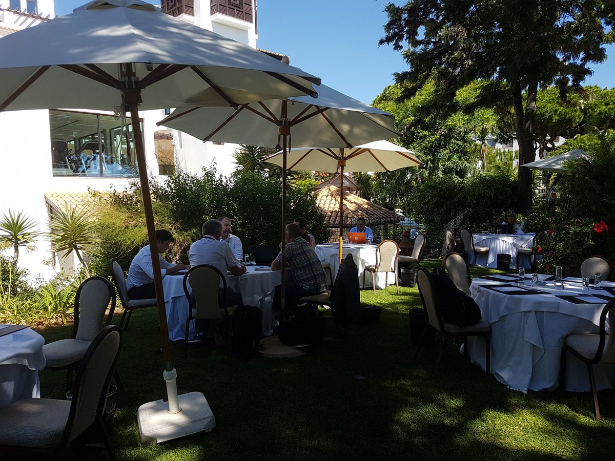 OSchonschek's tweet image. Press and Analyst Briefing at NetEvents at a wonderful place Pine Cliffs @NetEventsTV #NetEvents18