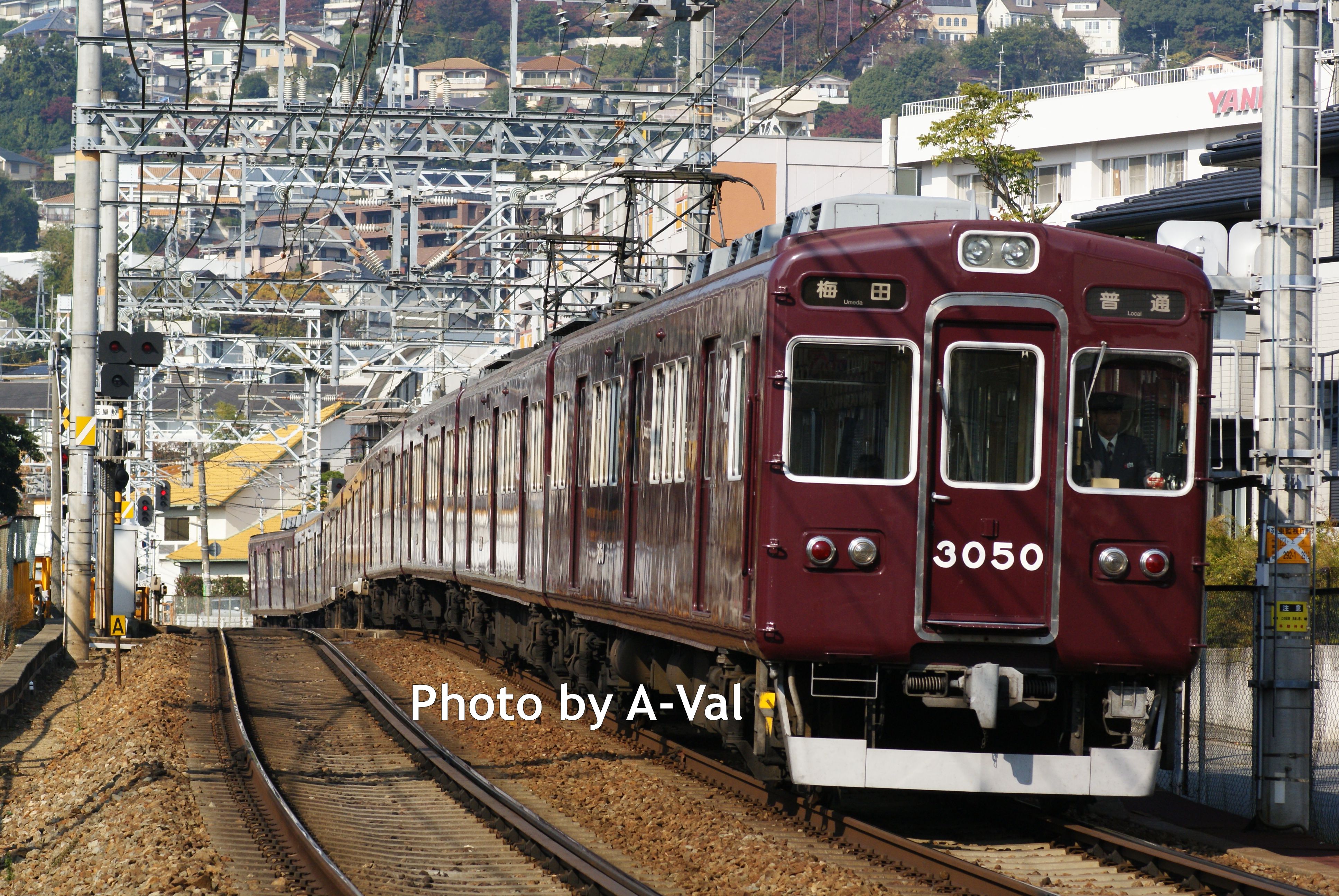 今日の阪急電車3000系、3100系、3300系 / Twitter