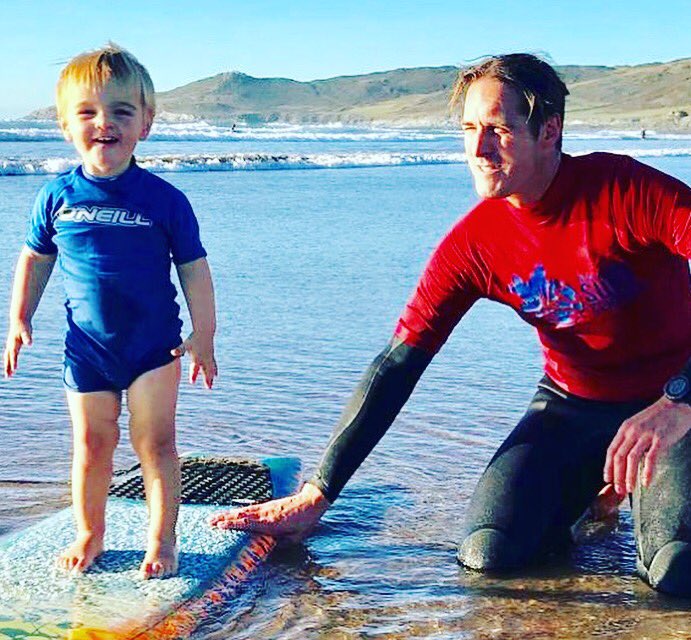 WoolacombeSurf's tweet photo. Start em young! #grom #surfcoachsprogg #boywolf #ripperinthemaking #surf #surfschool https://t.co/1rxJo7nx7o