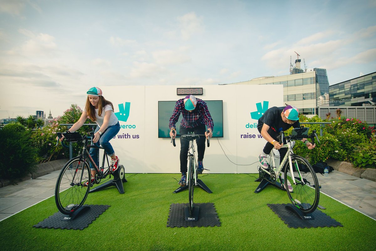 Raptor_London's tweet photo. Three weeks today since we were on the roof at @Deliveroo HQ for our biggest training day yet. 

You can see more of what went on our Instagram 👇 https://t.co/VpFrbAIPnj https://t.co/AgRZOnBaCm