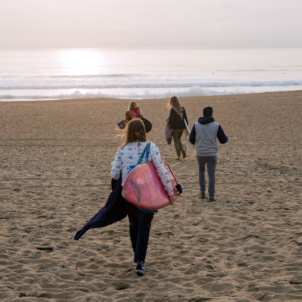 alcatelmobileFR's tweet photo. Un petit rappel de cet été avec notre deuxième talent : des plages et du surf avec Lee-Ann Curren ! 🏄 #TalentNow #Surf
https://t.co/FH6KCgjmNa https://t.co/QeTCTx9Ciy