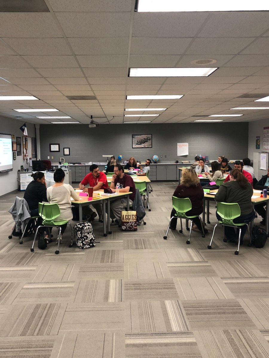 LoeraOmega's tweet image. #mathgurus #ecisd Springboard training is underway!