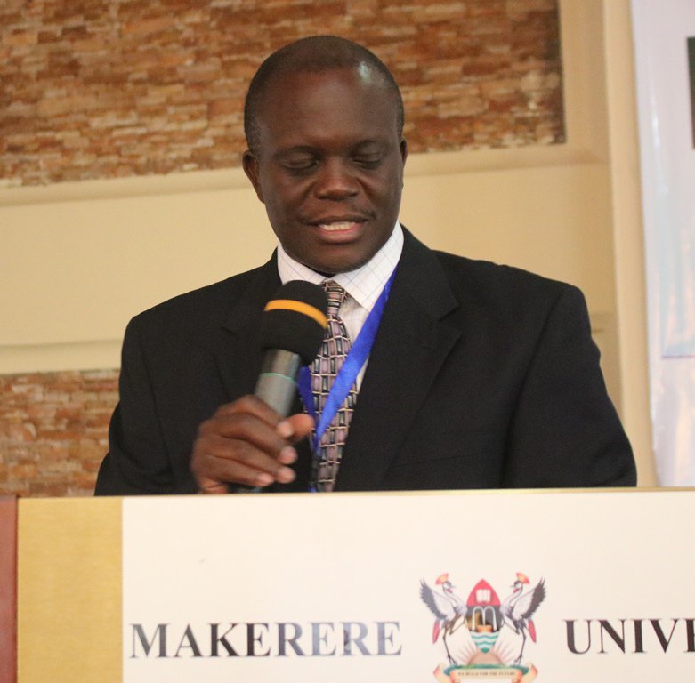MakSPH's tweet photo. @MakSPH #jash2018
A big percentage of the donor - funded research in recent times has been driven by the donor agenda. This has left other public health areas either under-researched or not researched at all
Prof Fred Makumbi
Day one #Key_Messages https://t.co/ce9foPxIJl