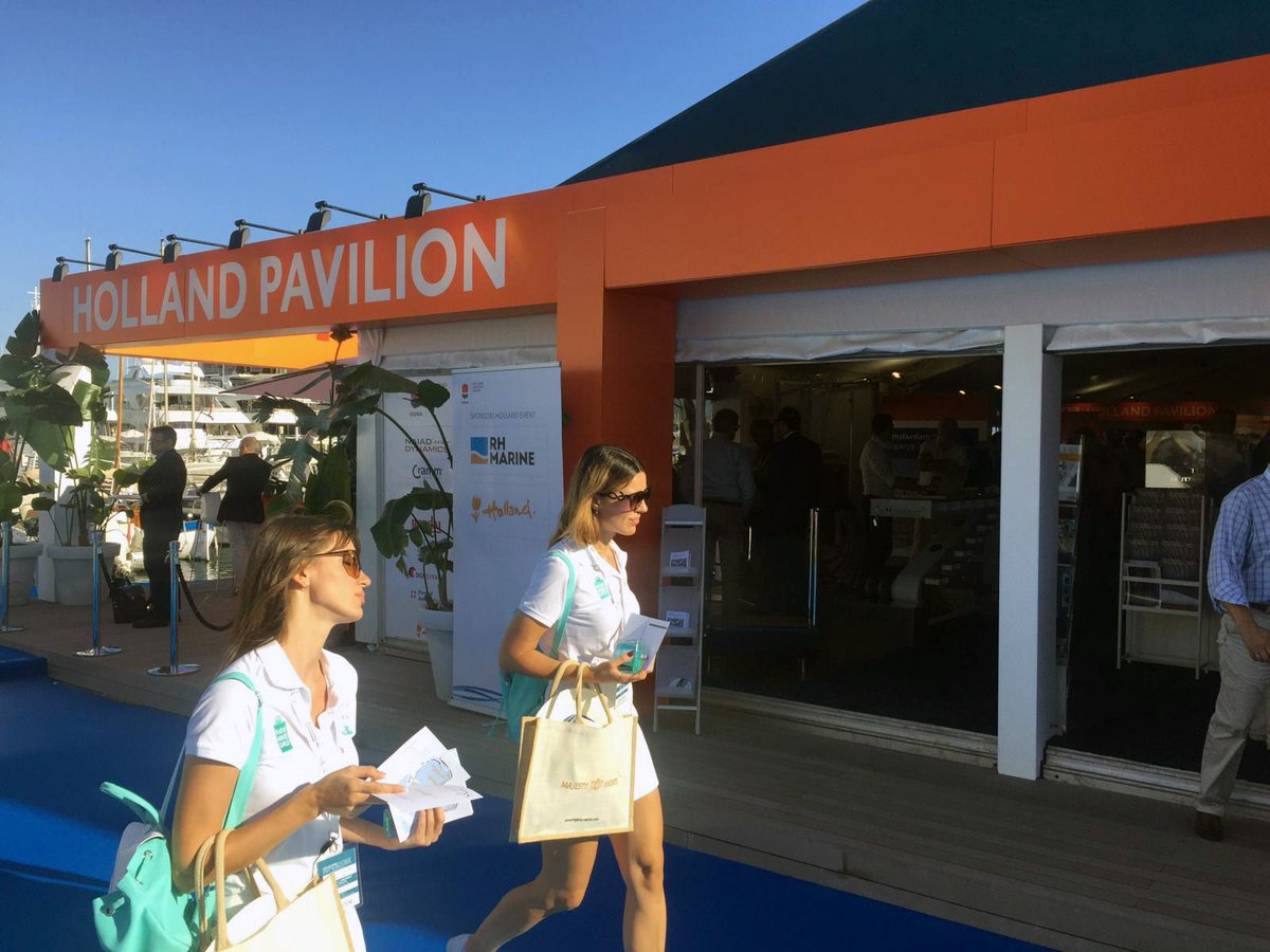 Hydromar1928's tweet photo. The sun is shining in the iconic Port Hercules of Monaco and also in the Holland Pavilion. Interesting meetings, sharing knowledge of yachting and social talks; It's all there at the Monaco Yacht Show. We will be pleased to welcome you on our booth, SQ36, Darse Sud. #mys18 https://t.co/ddn5dLqF6a