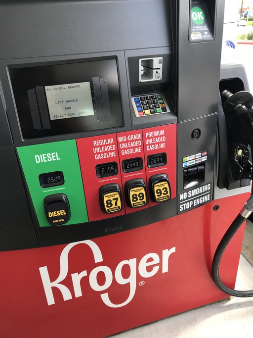 elovestoned's tweet image. I saved big at the pump thanks to #KrogerCo! 🙌 #FuelPointsForDays #Ad #MyMagazineSharing mymagazinesharing.us