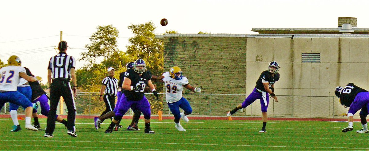 Pats_1990's tweet photo. Pics from @BuilderFootball vs Bethany 2018. the #JINXISON ... #BuilderFootball #18uildergang #18uilders #gobuilders #BuilderFootballFan https://t.co/9XL7hajmhz