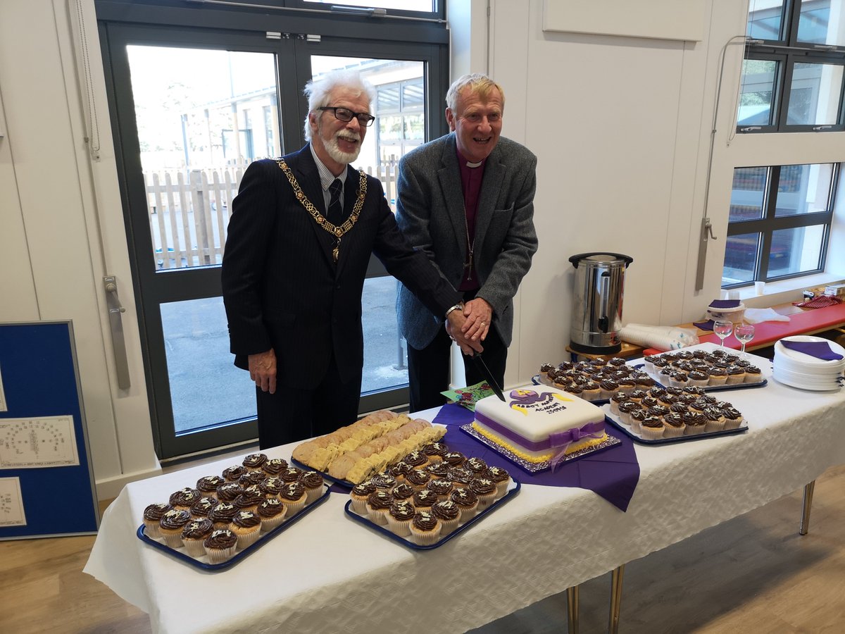 weareimland's tweet photo. Great to attend the official opening of Abbott Alphege Academy at our MOD Ensleigh site in Bath. We're proud to have delivered much needed #newhomes 🏠as well as this great #school for the local #community. Watch our video on the site below 📹
https://t.co/zQbFk57hAx https://t.co/jb7qhmatHp