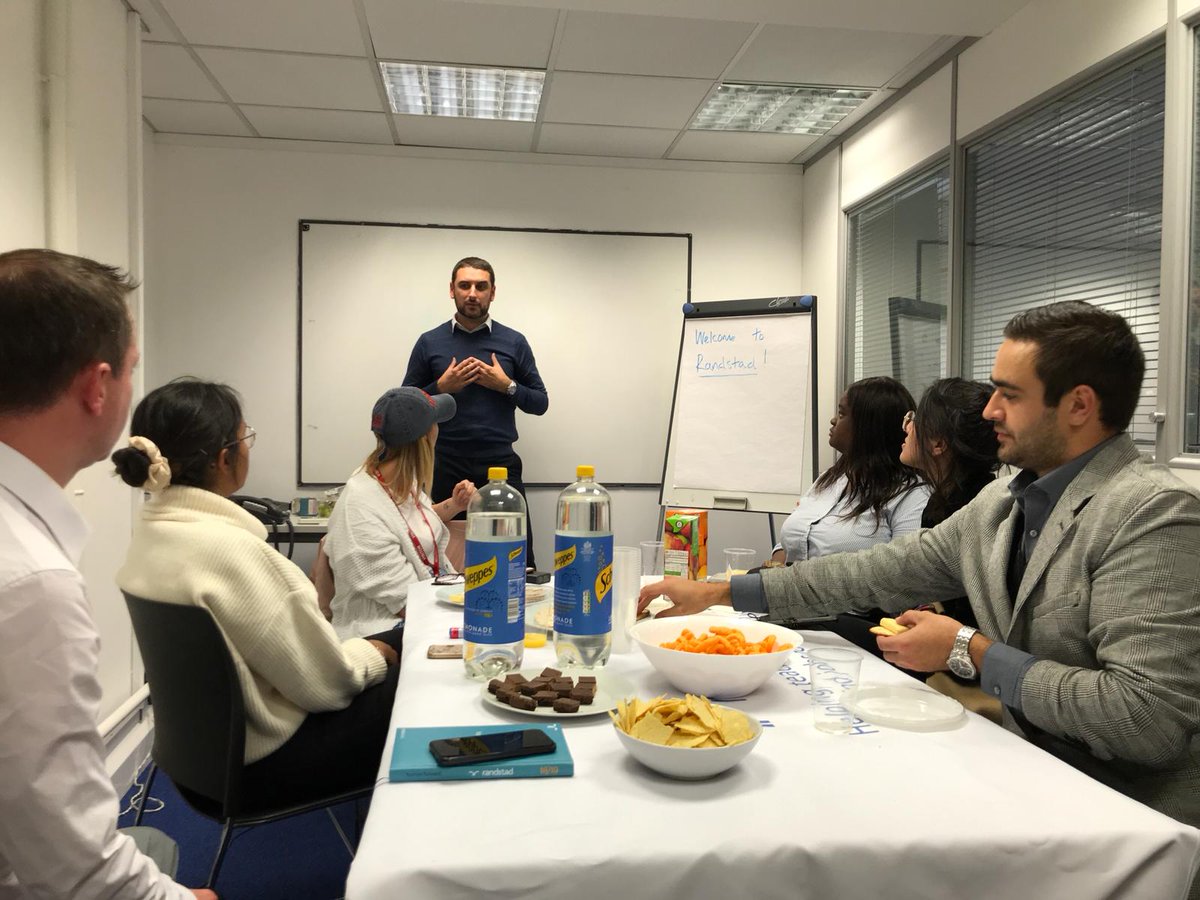 Love seeing our new candidates arrive and get started! Welcome to the UK <a href="/RandstadJobs/">Randstad UK</a> #teachingintheUK #teachabroad #wearerandstad #teaching