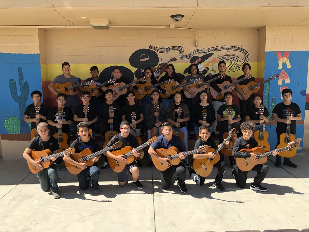 JDSmithDean's tweet photo. Thank you Cheesecake Factory for your donation of 25 new guitars https://t.co/rSpqEZNgU1