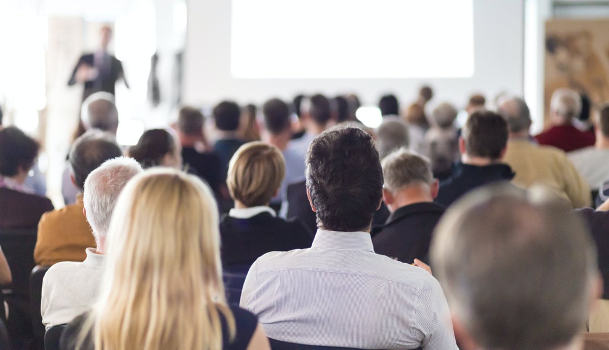 ABM_Industries's tweet photo. The education session on successful service transitions is interactive and ready to inspire at #IFMA2018 World Workplace. Get session details at https://t.co/QOhD0NY5Jv or stop by booth 811 during the EXPO! #WWPChar18 https://t.co/osh6rAhJDQ