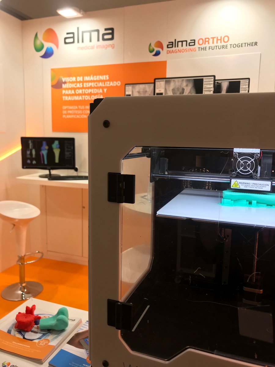 Alma_Medical's tweet photo. Segundo día en #SECOT2018 con interesantísimas sesiones científicas, talleres y simposios junto a la exposición comercial. Ven al stand 36 y descubre las últimas novedades 3D. #3Dprinting #cirugía #ortopedia #traumatología https://t.co/QZXKSwN381