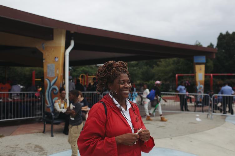 PMorganPHL's tweet photo. Just in time for this week's opening @PlanPhilly’s #PhillyInCommon takes a deep dive into The Discovery Center's opportunities, challenges &amp; lessons learned. #KnightCities #CivicCommonsUS https://t.co/QybmCkq3in https://t.co/sW2j1rmG7k