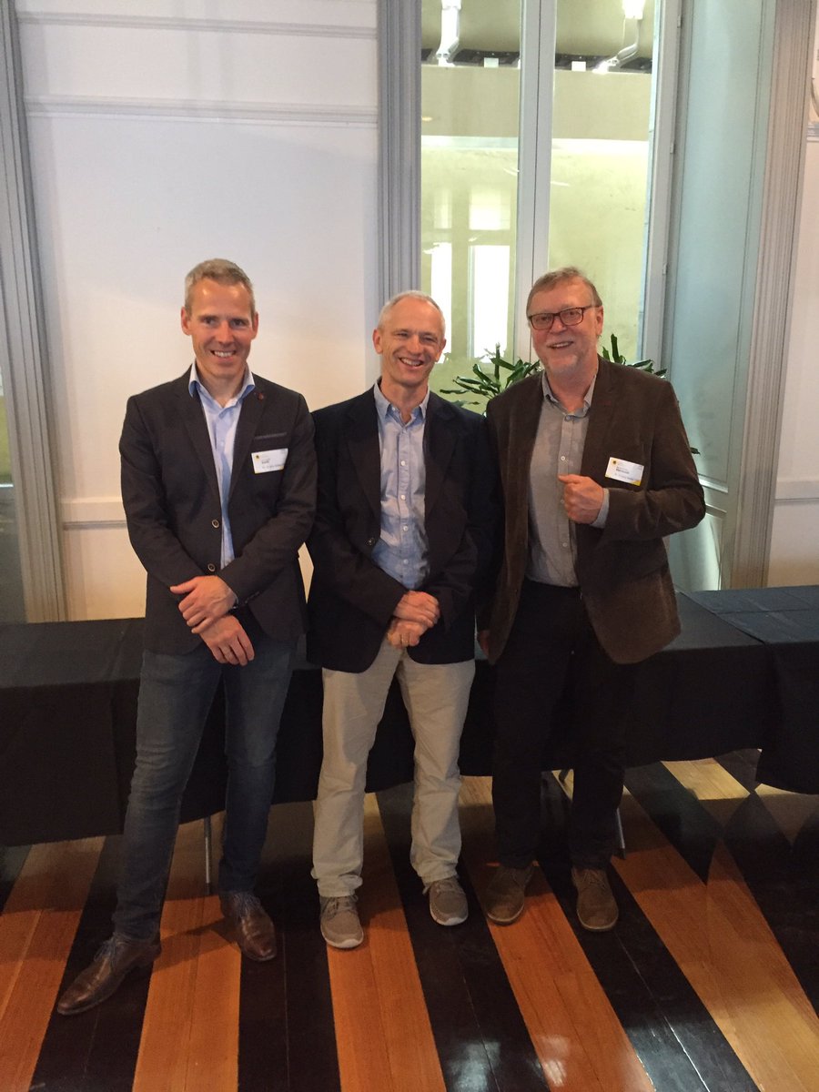 JesseStroobants's tweet photo. Viering #SARC10jaar, in aanwezigheid van 10 jaar voorzitters van de Vlaamse Sportraad https://t.co/DKh5SYiUBW