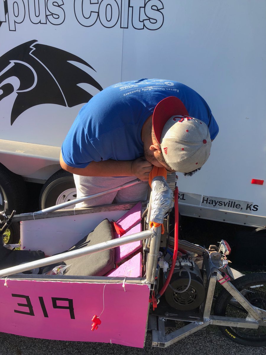 You know it’s done right when you use your teeth. #electrorally #campuscolts