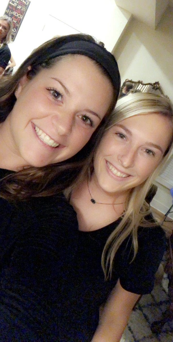 krossky16's tweet photo. #WKUhandsdonthaze18 @bram_kels 💋 https://t.co/aT5nqEIl6m