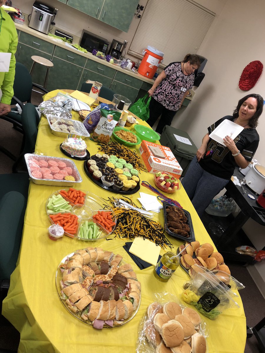 What better way to build a better work environment than with food!! <a href="/RSMSGATORS/">River Springs MS</a> <a href="/gbergmath/">Sivan Goldberg</a> <a href="/kjkelty/">Kamesha J. Kelty</a>