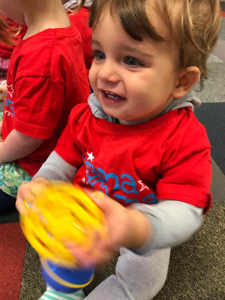 pyjamadramalady's tweet photo. The term has started brilliantly at Pyjama Drama here in Yorkshire - we've had an adventure up a mountain, looked after a crying baby and visited the doctors in our Pre-school classes.  Babies are busy exploring Shapes - a teeny spider, a jumpy frog - and lollipops! https://t.co/ESzUA0Rx8Q