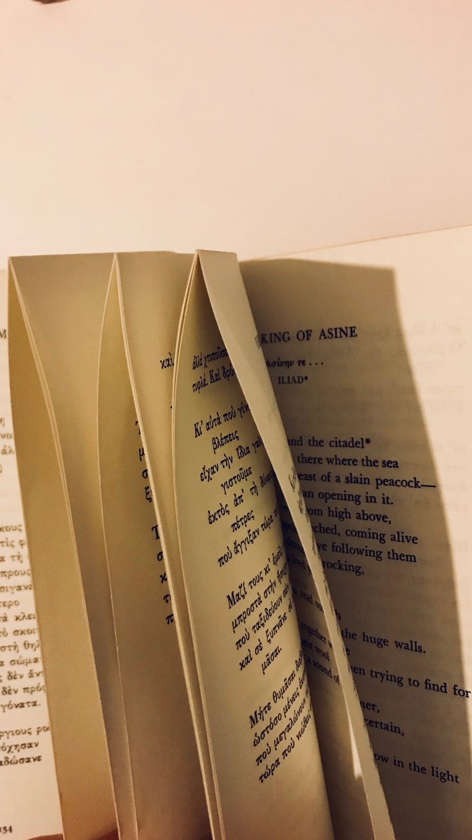 itsallraic's tweet photo. « … libros cuyas páginas, finalmente, aprendí a #cortar, para no comprobar, meses después, que estaban intactos. »
#ElAleph #IRDK https://t.co/1TJBsC4FIe