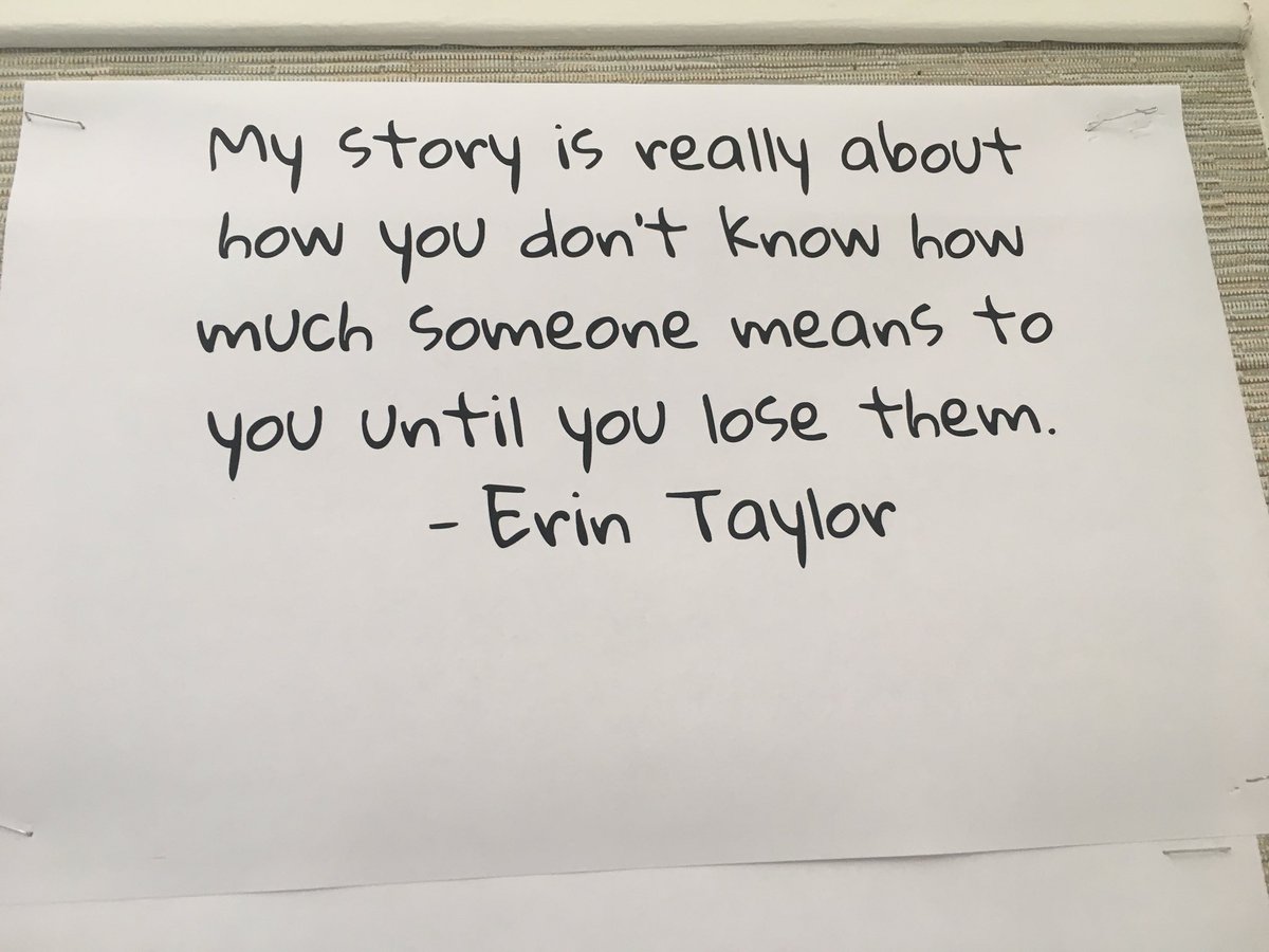 MsIrvingTweets's tweet photo. 6th graders getting to the heart of the story by asking the question, “What is my story really about?” #personalnarratives #tcrwp @ecsaibel @HallMiddle @LCMSchools @brettgeithman https://t.co/MIHxWRmSFy